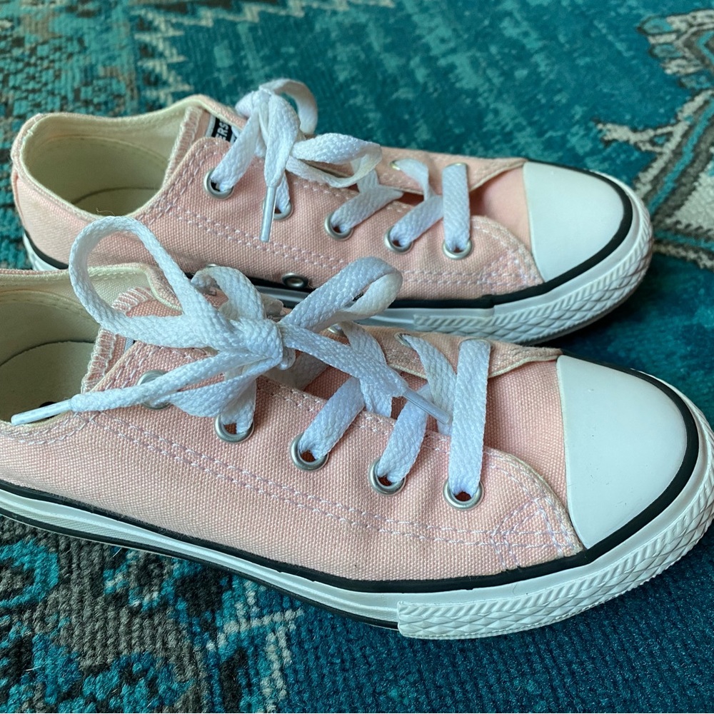 Converse kids shoes